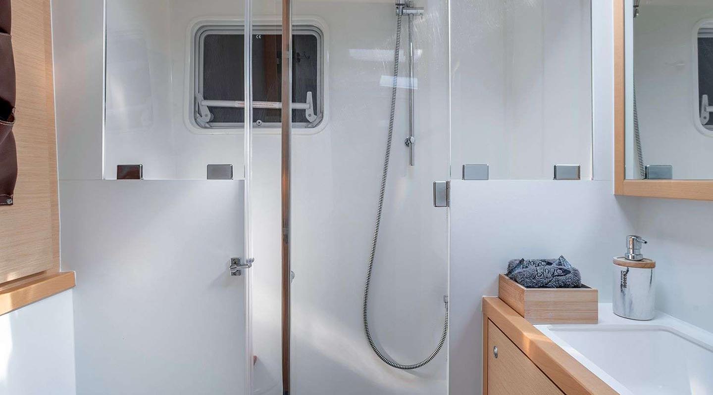 MOYA Bathroom