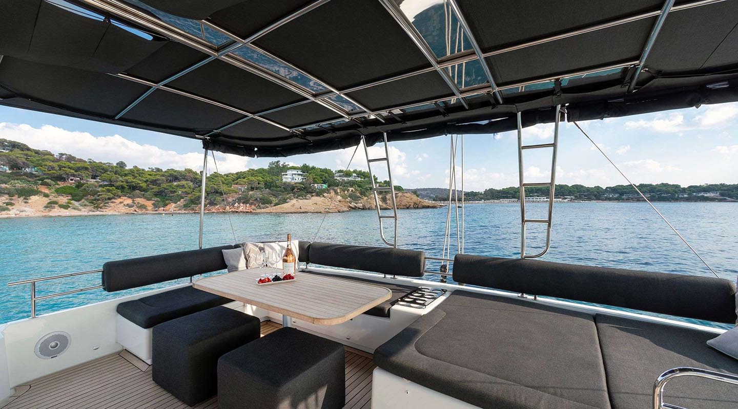 MOYA Flybridge
