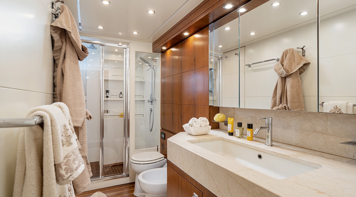 MY LIFE Bathroom