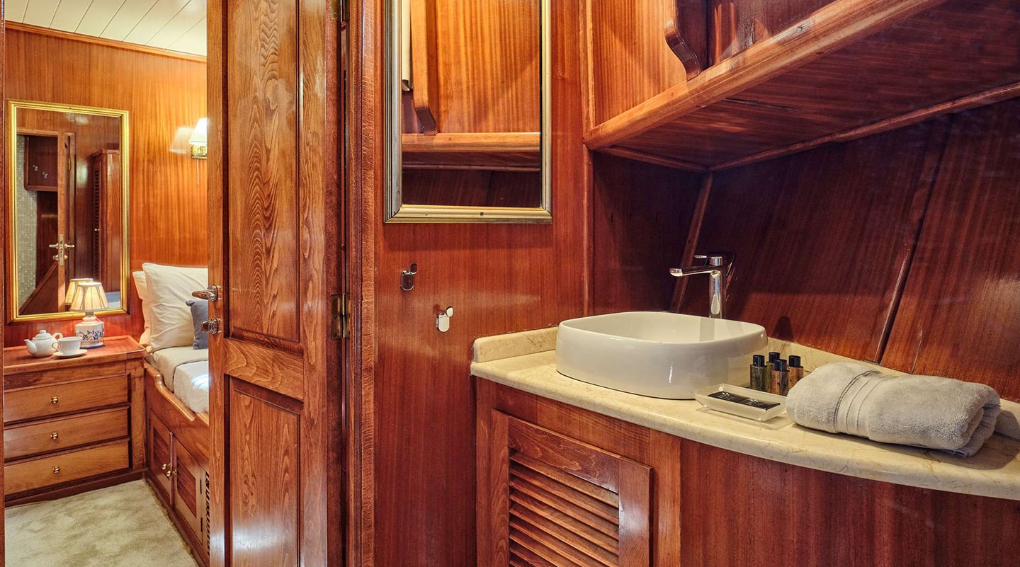 MYRA Bathroom