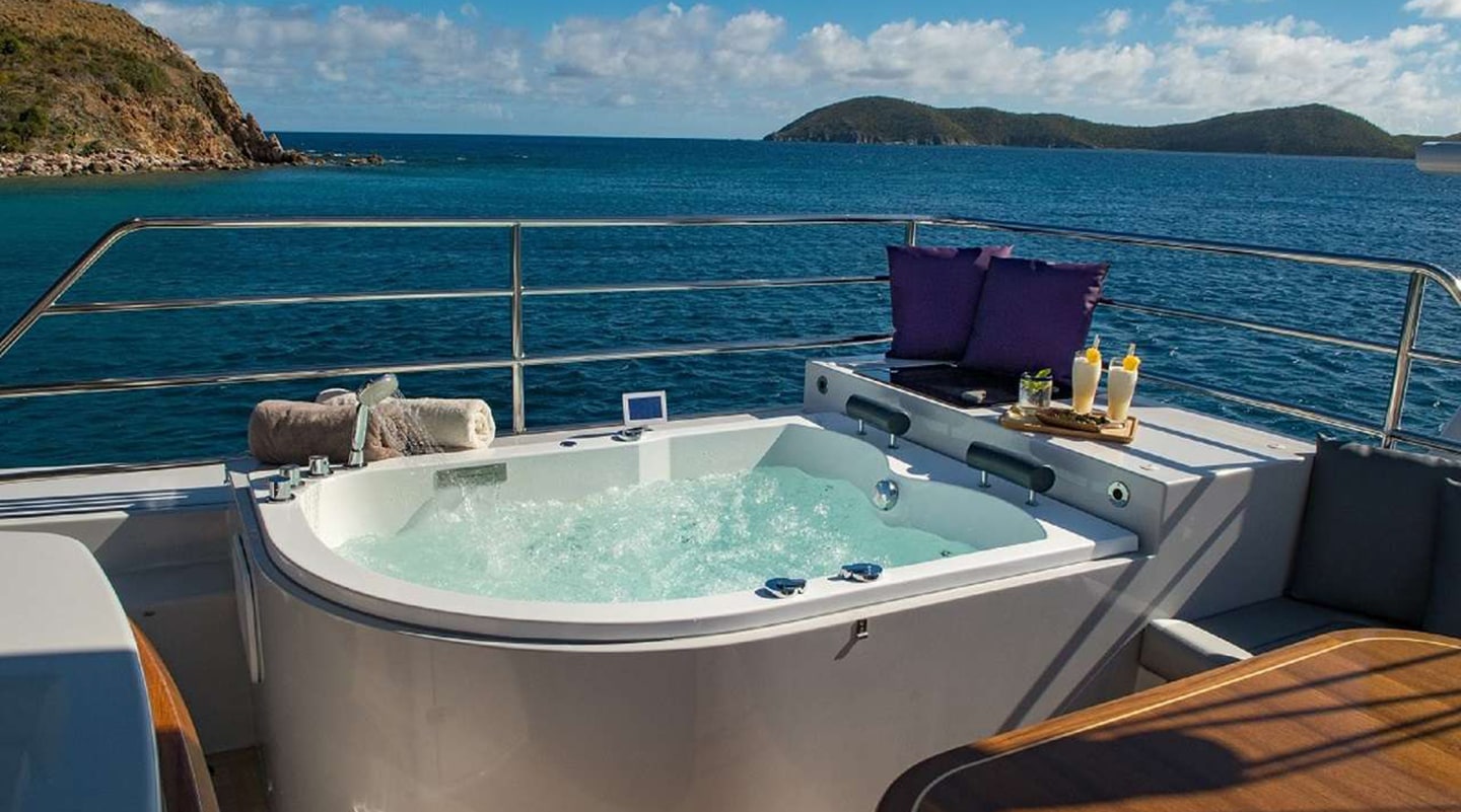 NAMASTE Jacuzzi