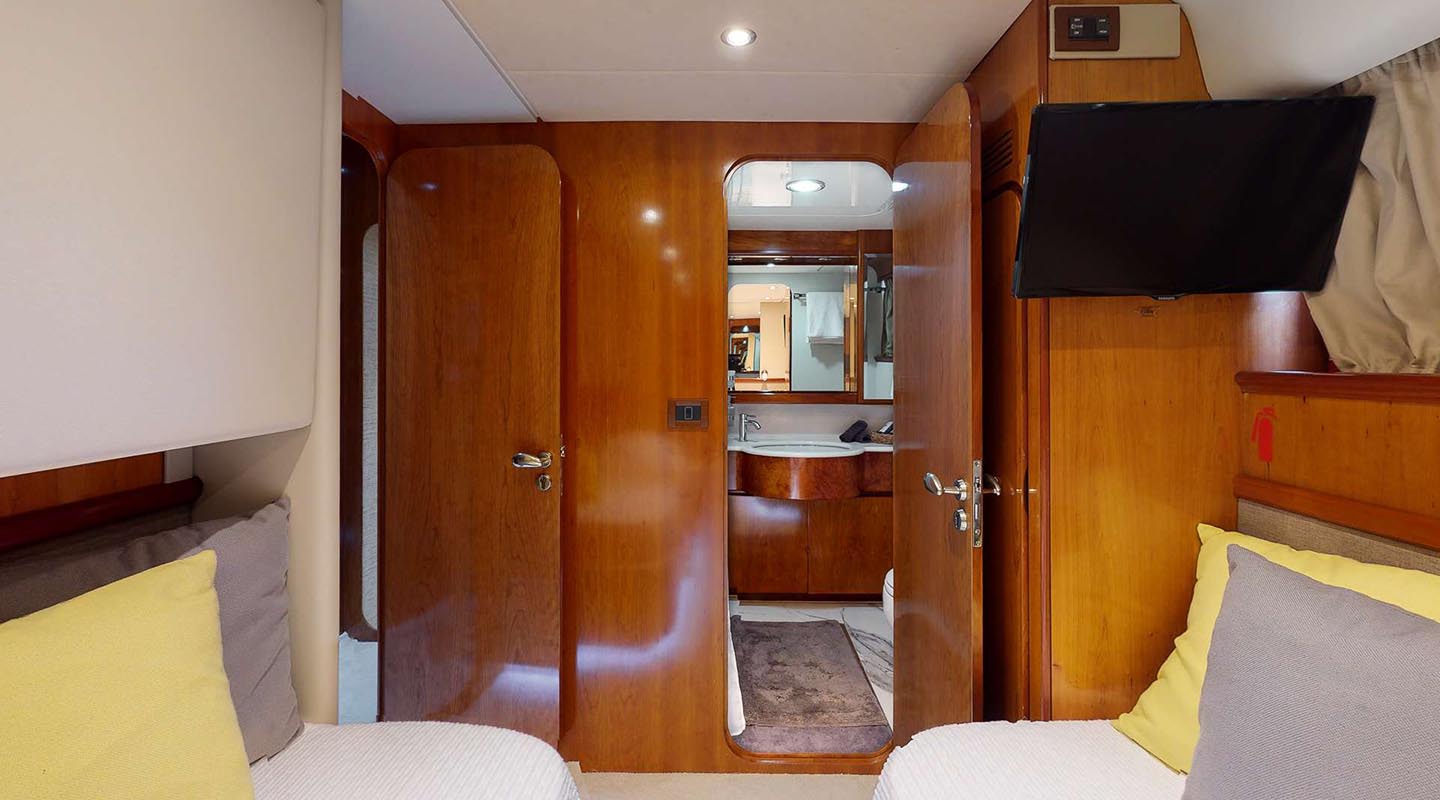 NATASSA Twin cabin