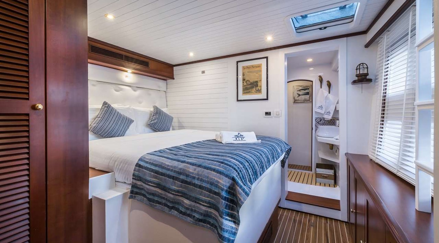OMBRE BLU3 Double cabin