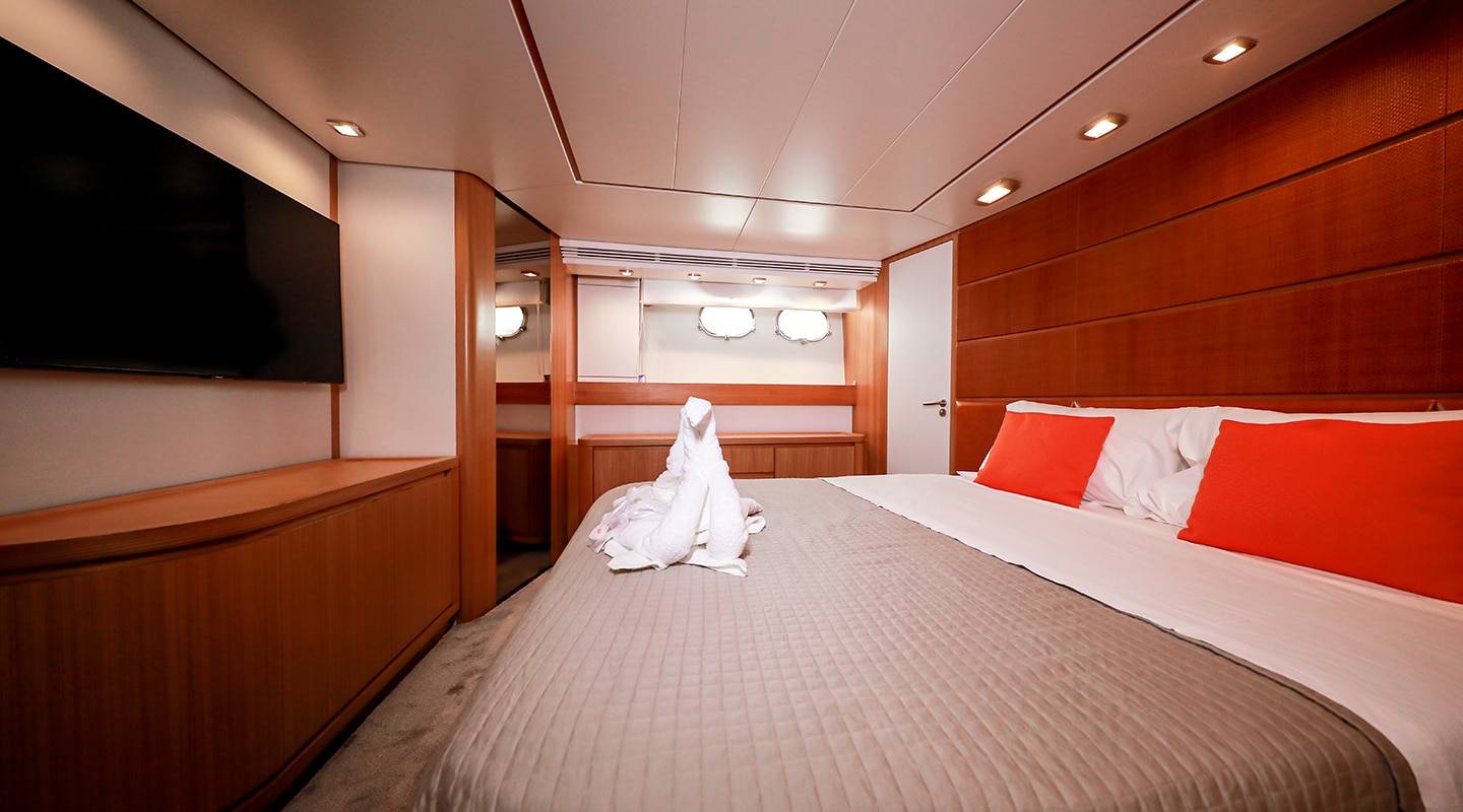 SERENITY III Double cabin