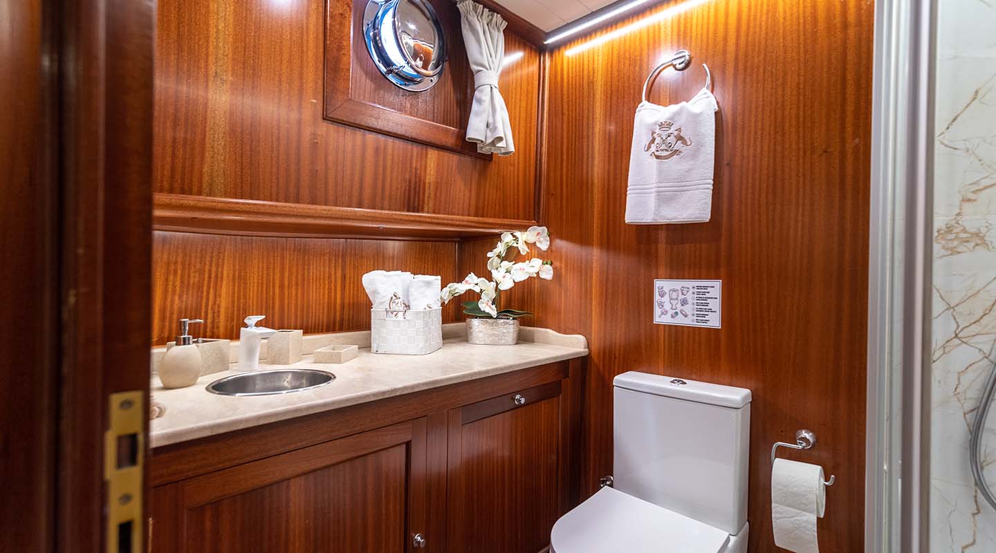 SMART SPIRIT Bathroom