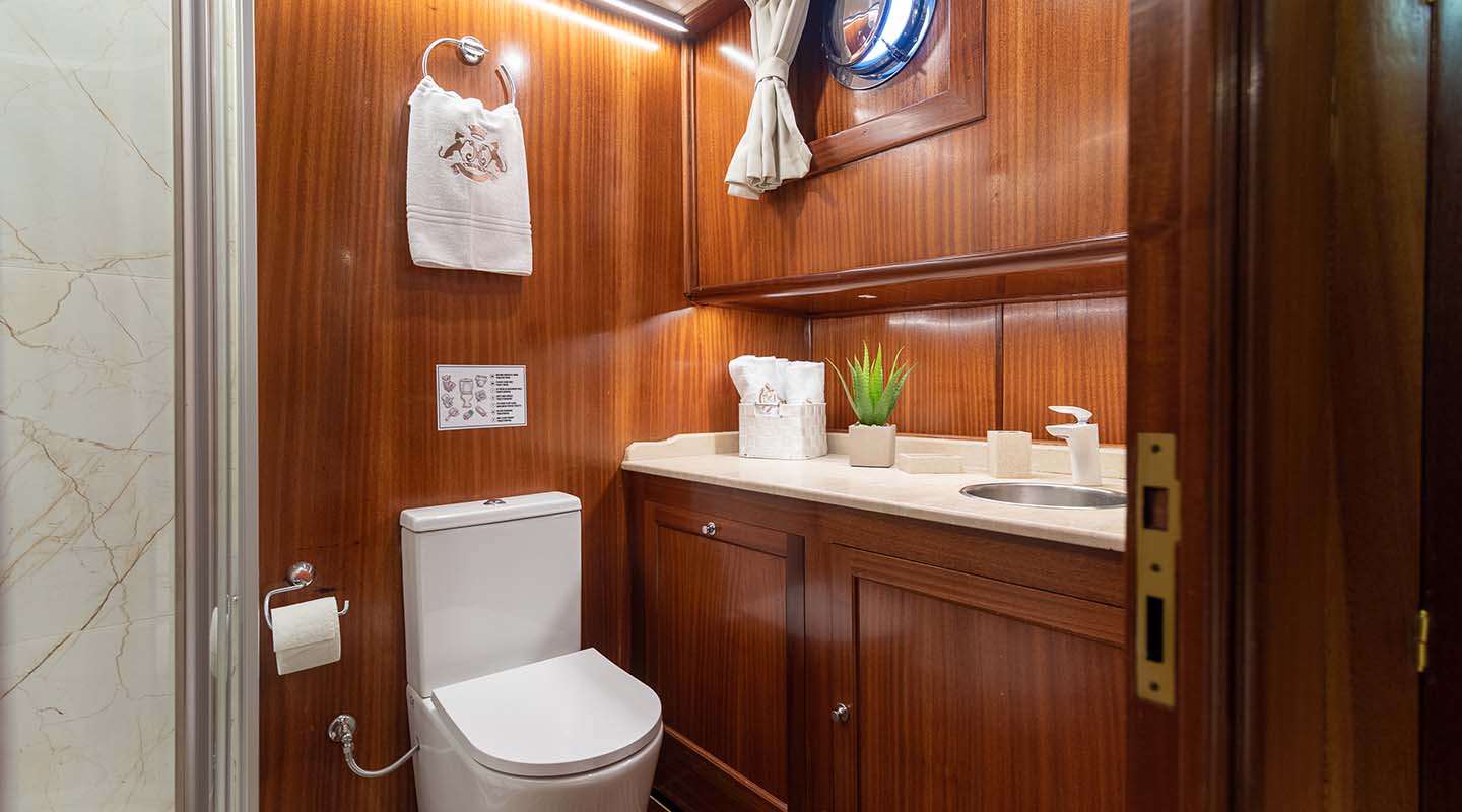 SMART SPIRIT Bathroom