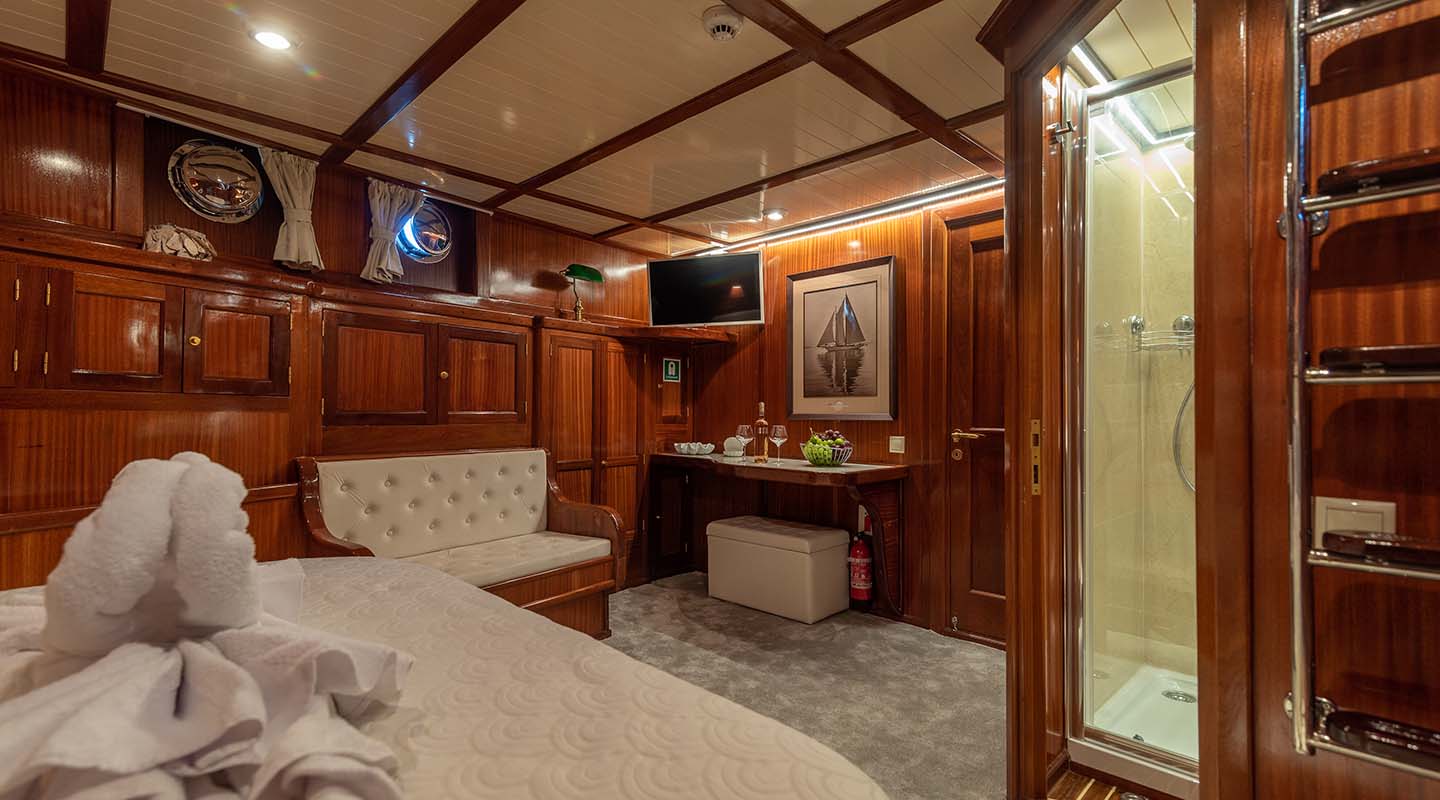 SMART SPIRIT Master cabin