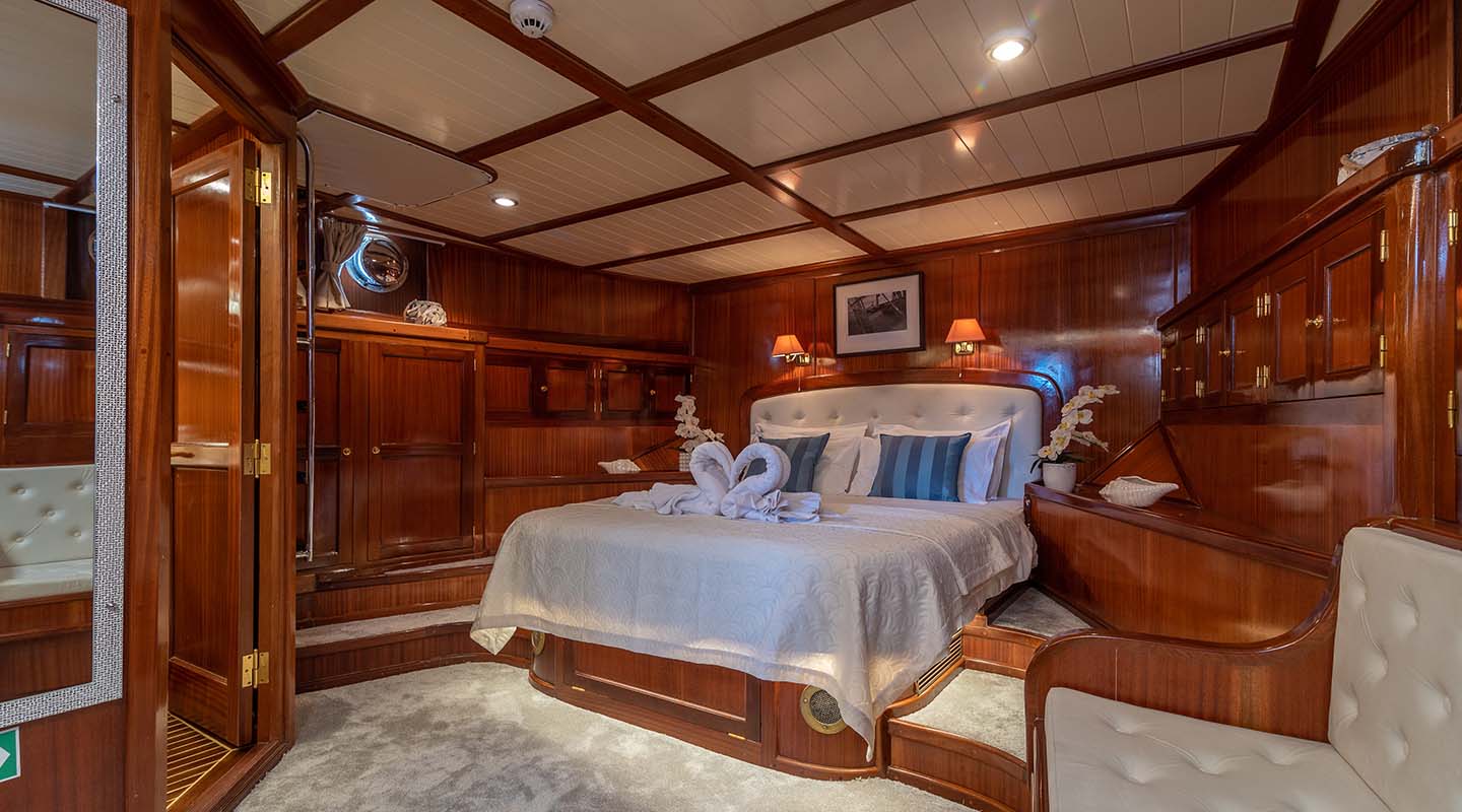 SMART SPIRIT Master cabin