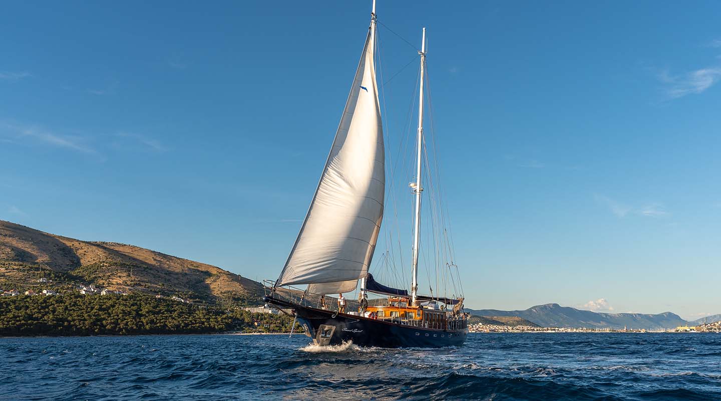 SMART SPIRIT Sailing