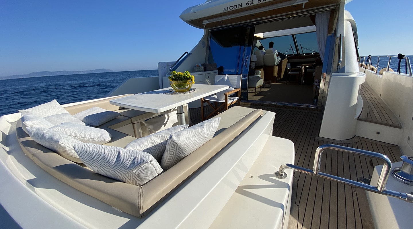 STAY MINE Aft deck