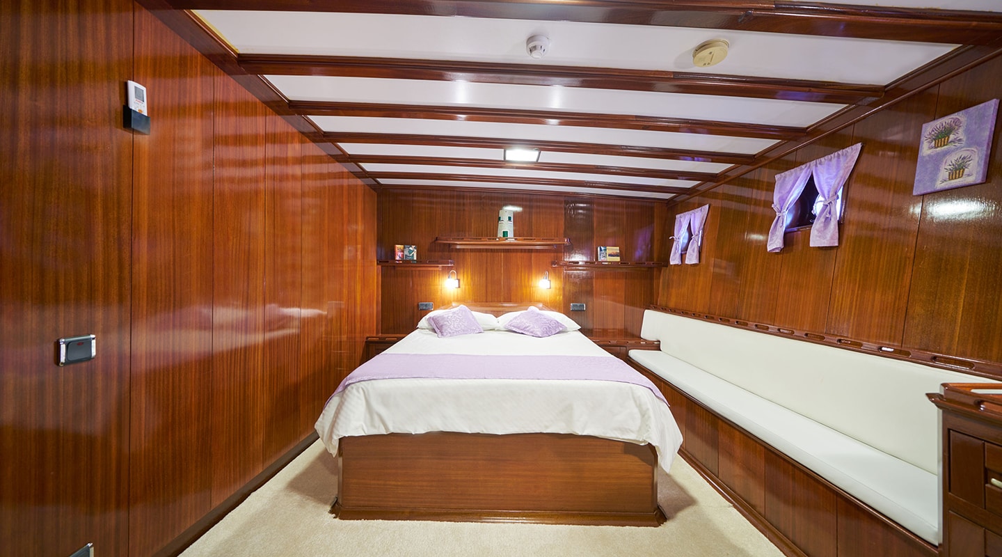 STELLA MARIS Double cabin