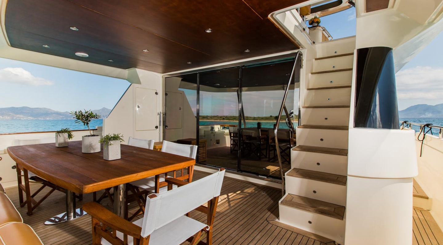 ULISSE Aft deck