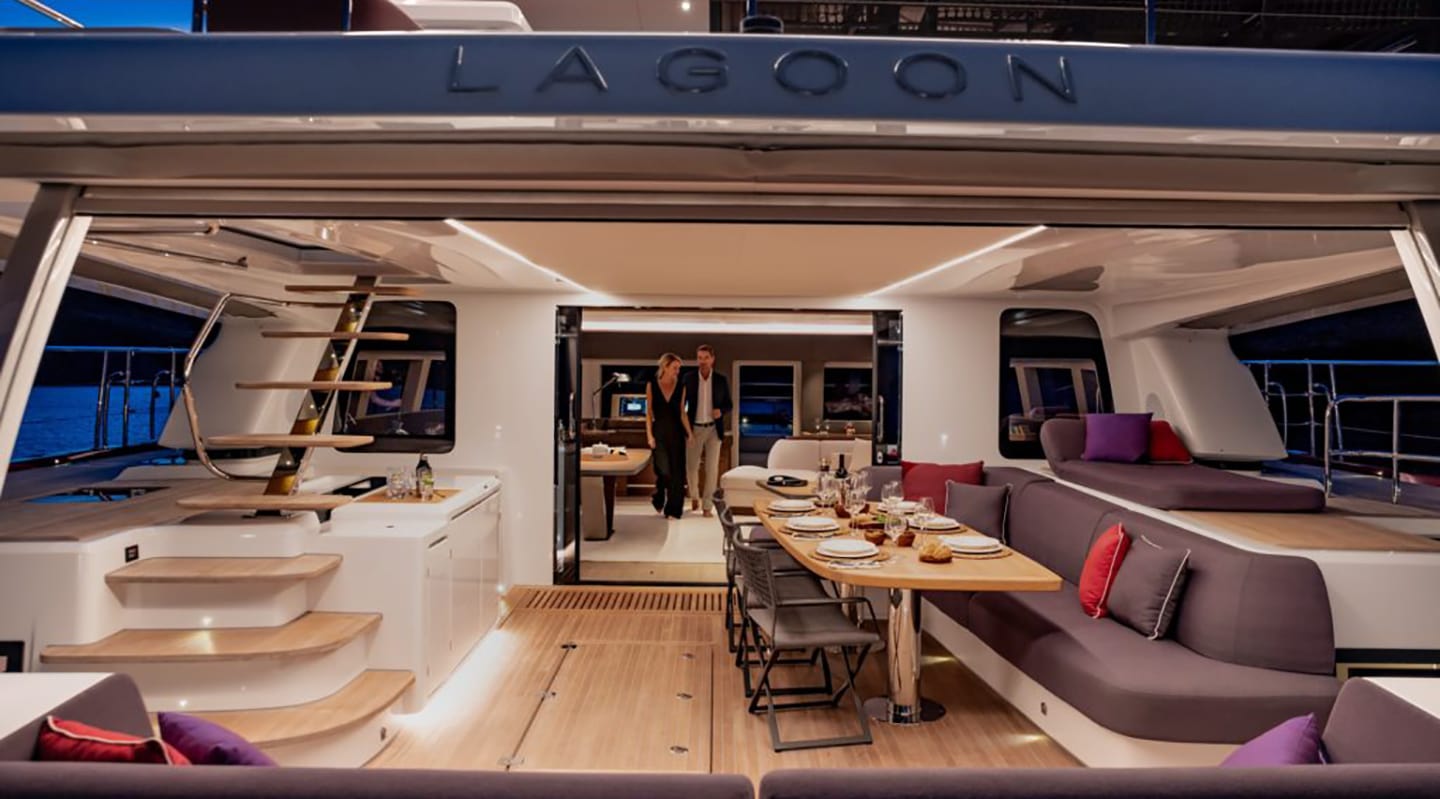 VALIUM 67 Aft deck