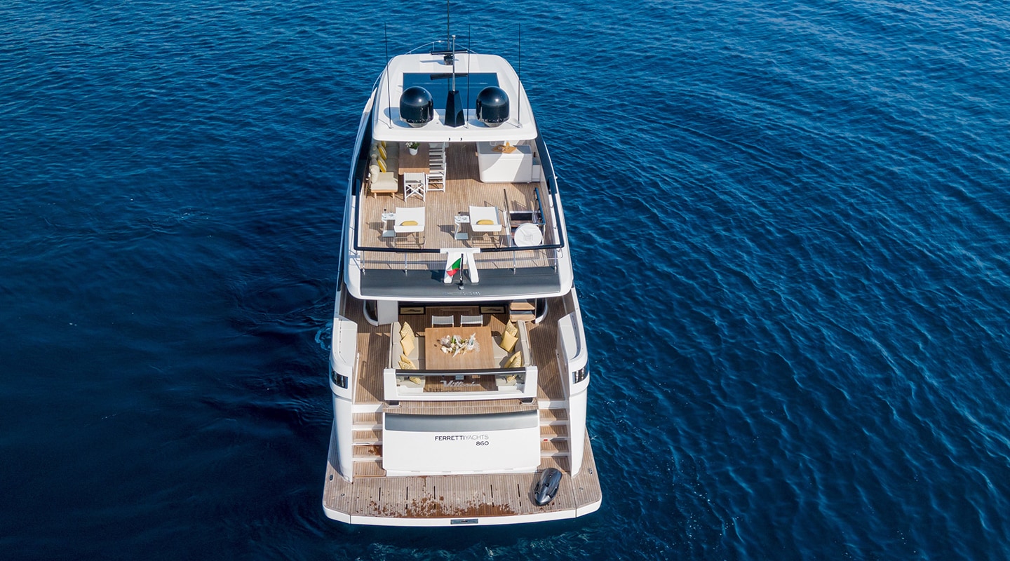 VITTORIA Anchored
