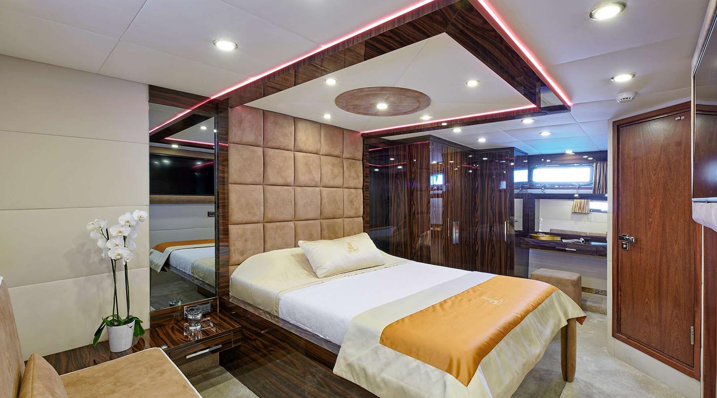 WIDE LIBERTY Double cabin