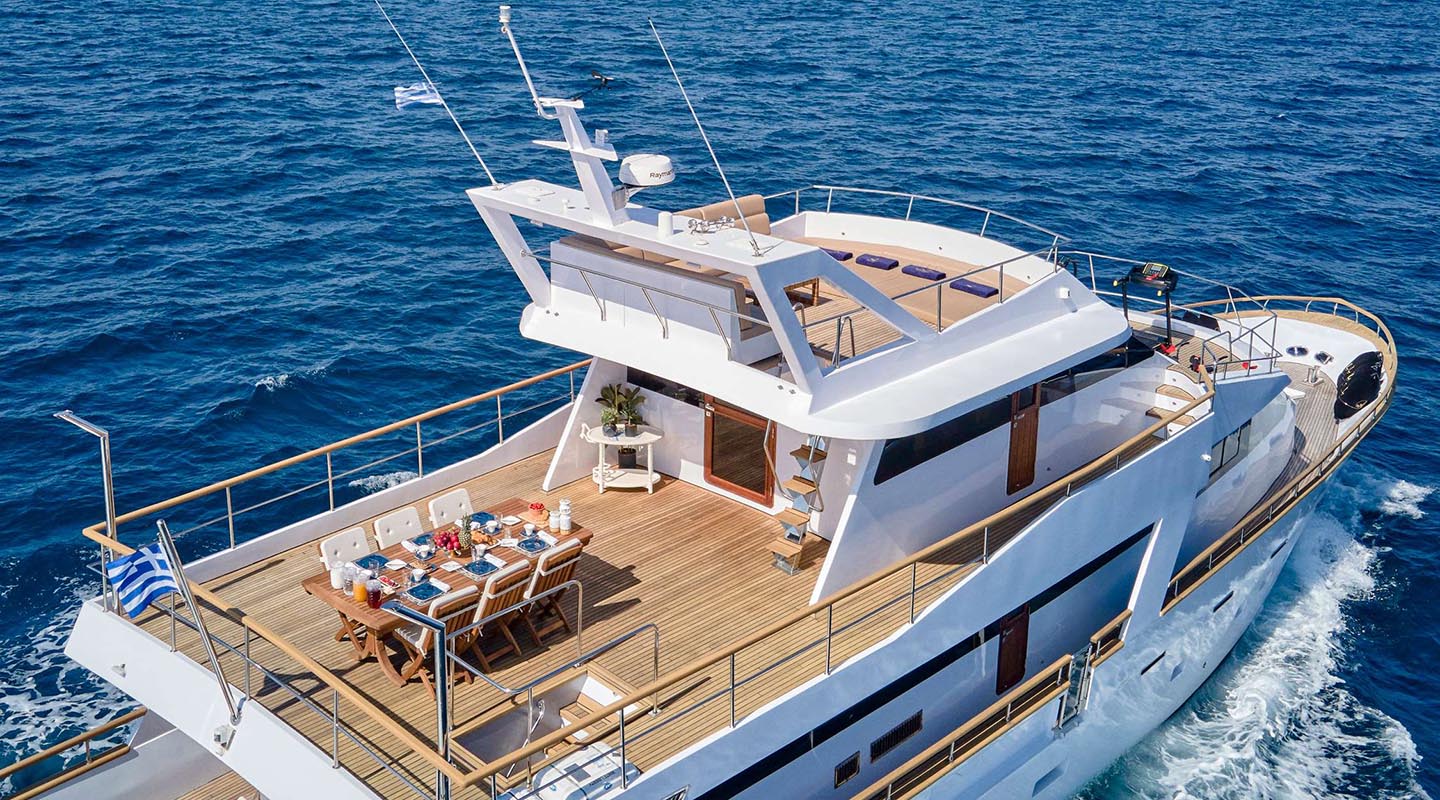 WIDE LIBERTY Flybridge