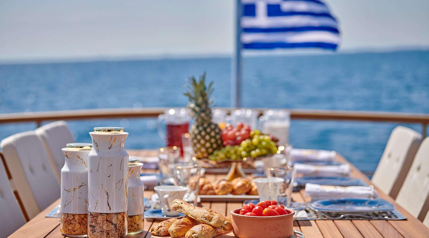 WIDE LIBERTY Table decoration