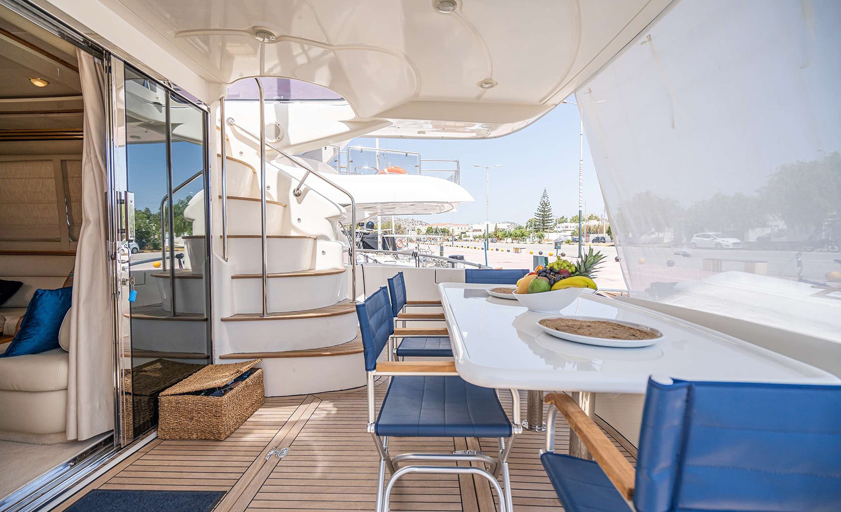 LADY L Aft deck
