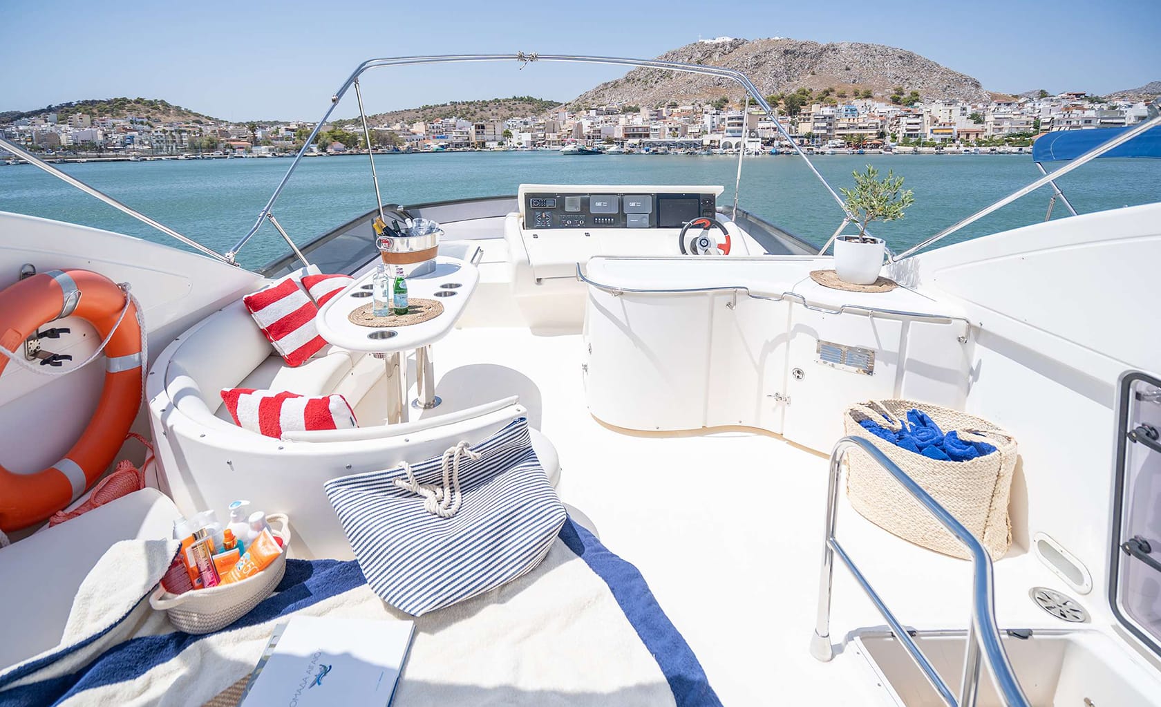 LADY L Flybridge