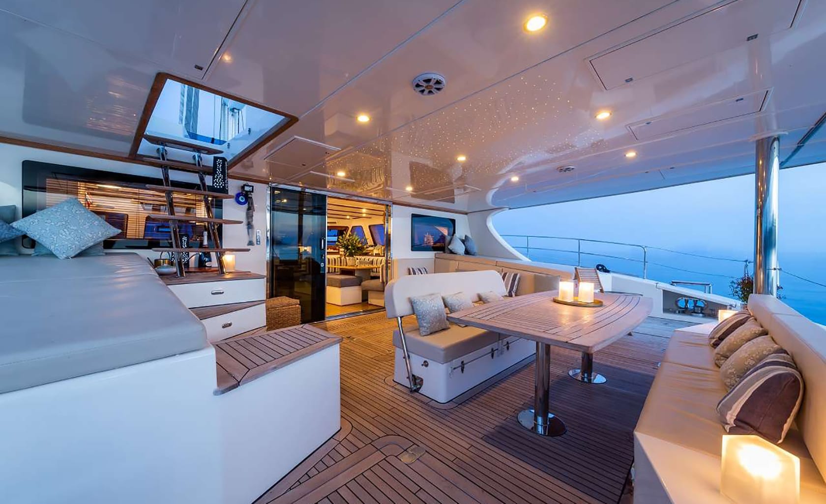 OMBRE BLU3 Aft deck