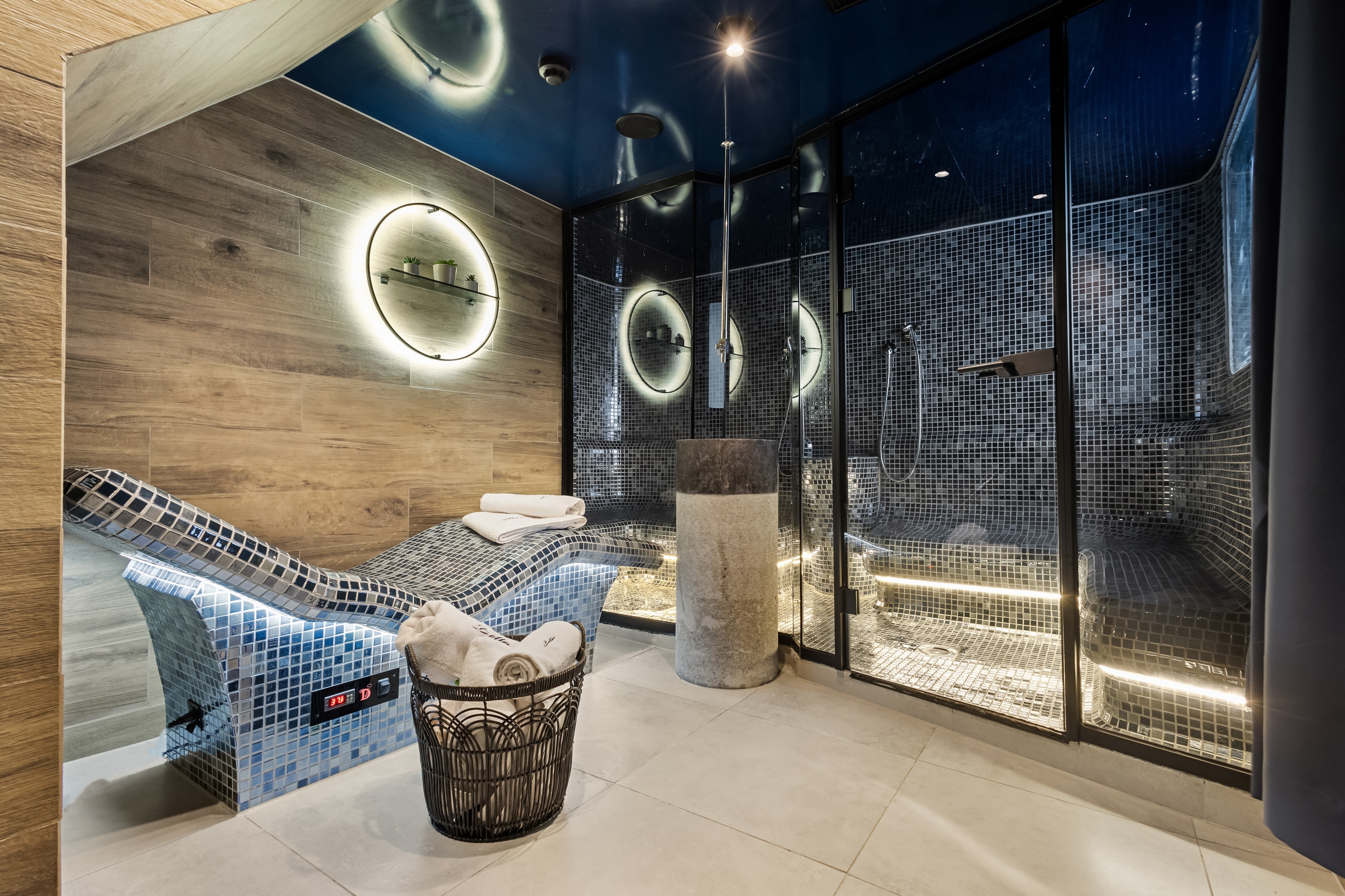 steam room
