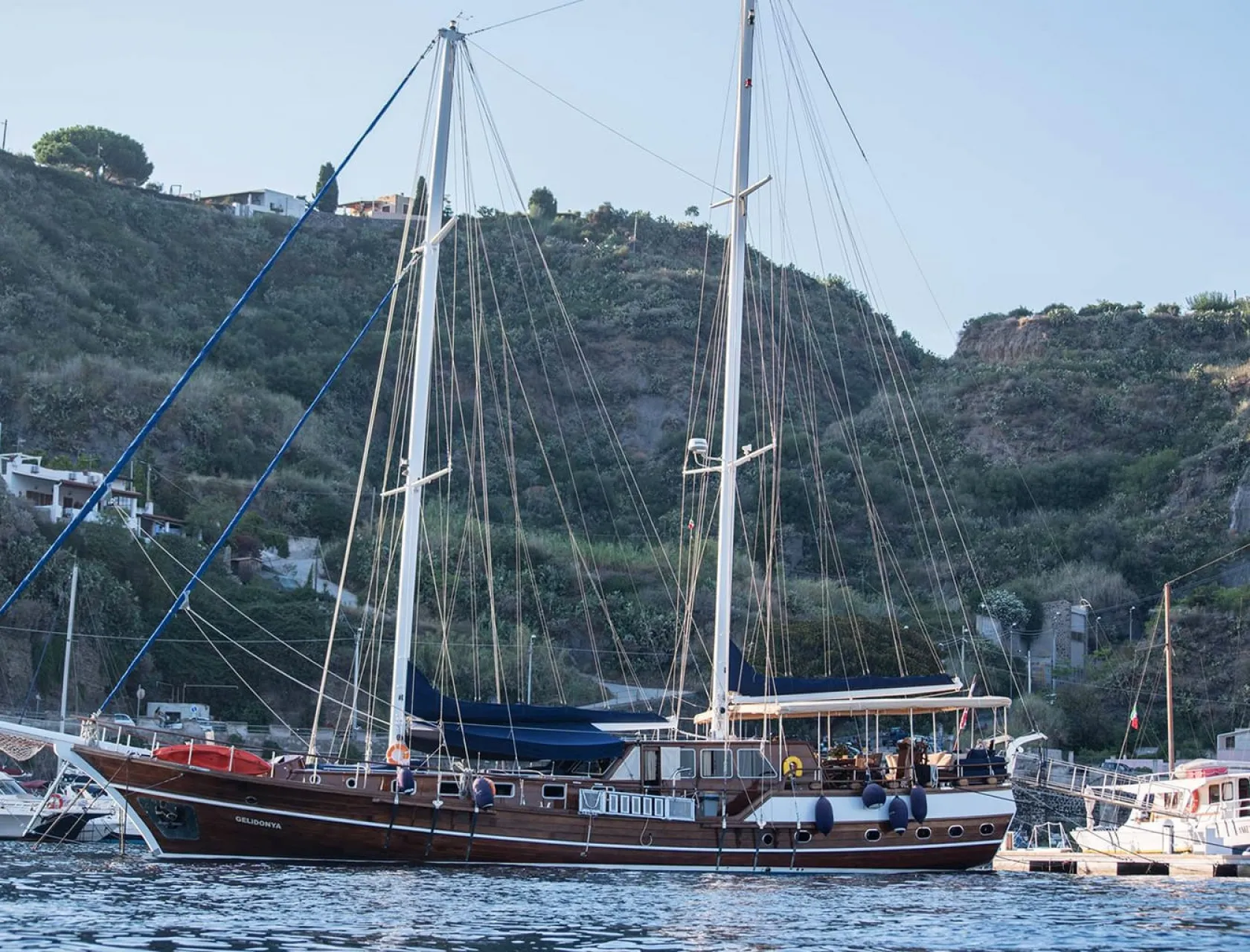 GELIDONYA II Cruising