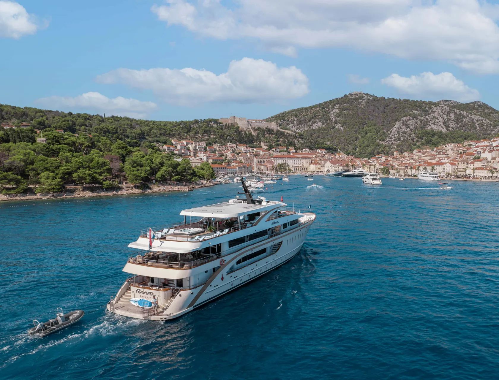 DS Yacht Riva - an elegant yacht with a long tradition