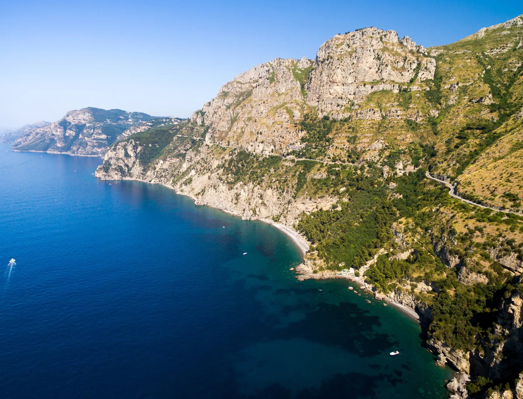 Sail the Amalfi Coast Aboard the Best Yacht Rentals in Italy