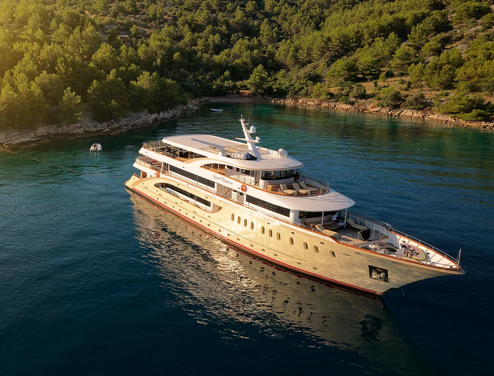 Shorter and Flexible Charters with Yacht Queen Eleganza