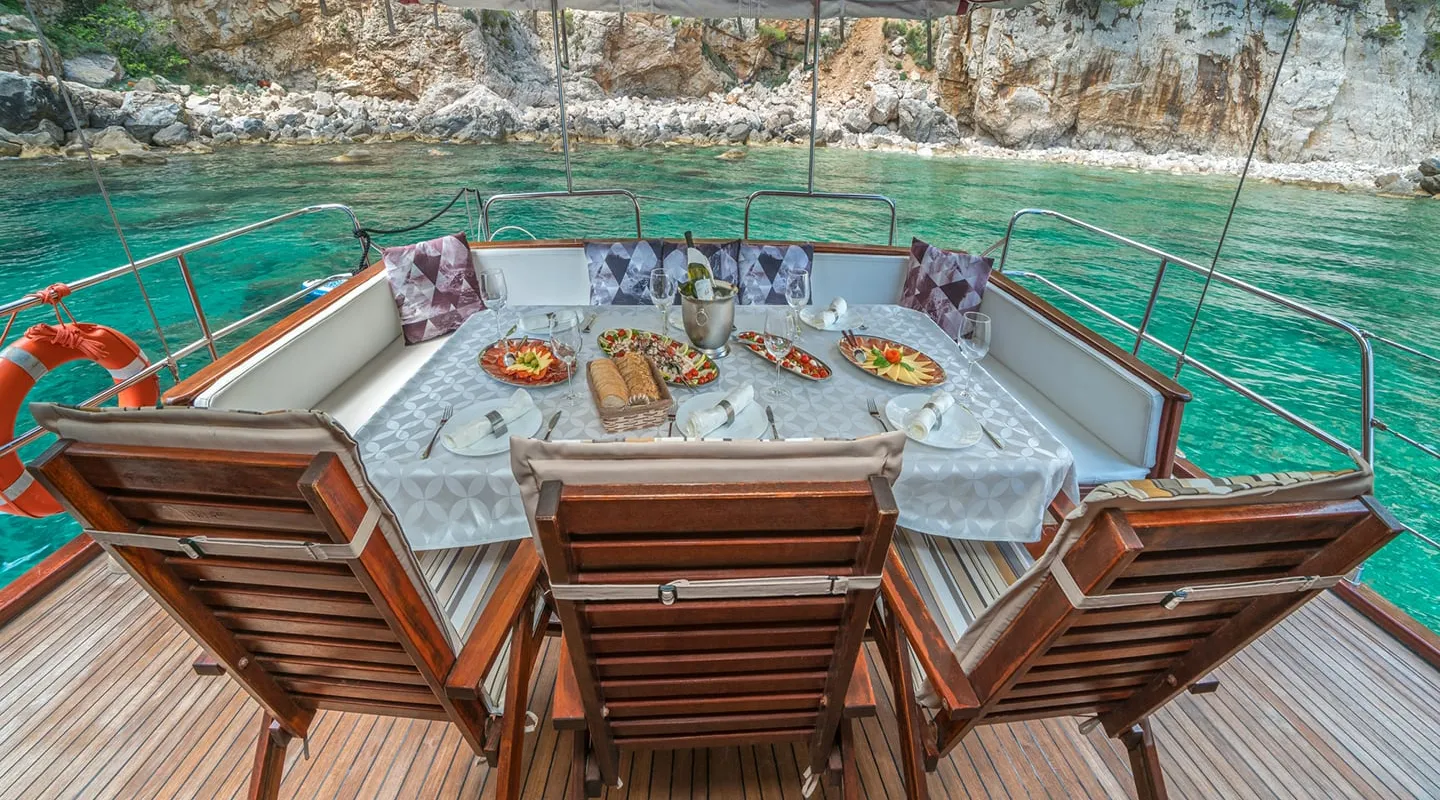 ADRIATIC HOLIDAY Dining area on Aft deck