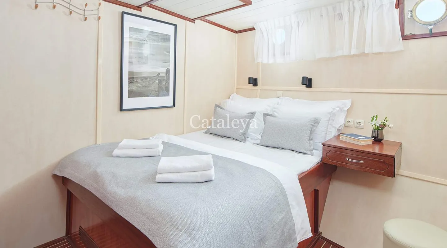 CATALEYA Double cabin