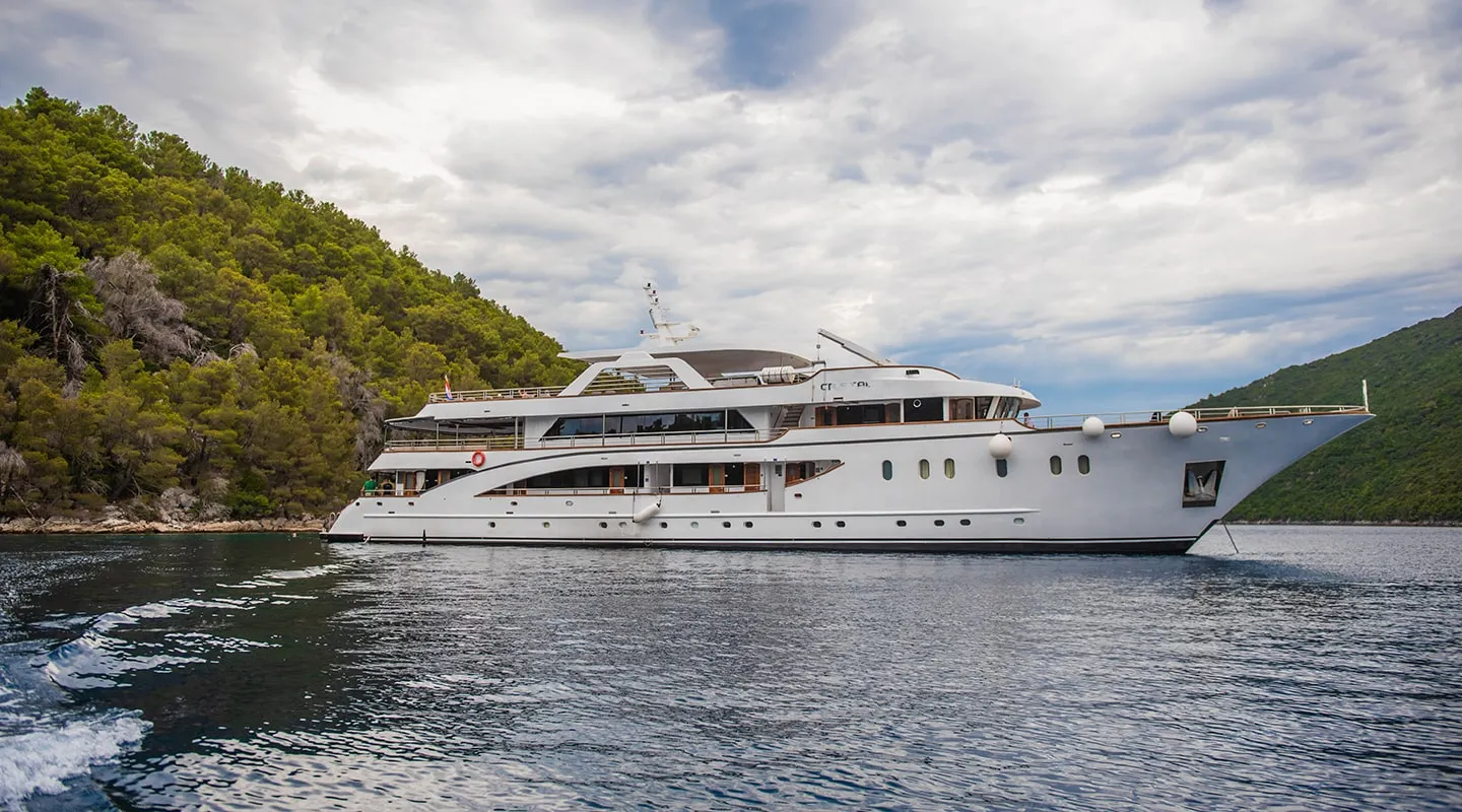 CRISTAL Anchored