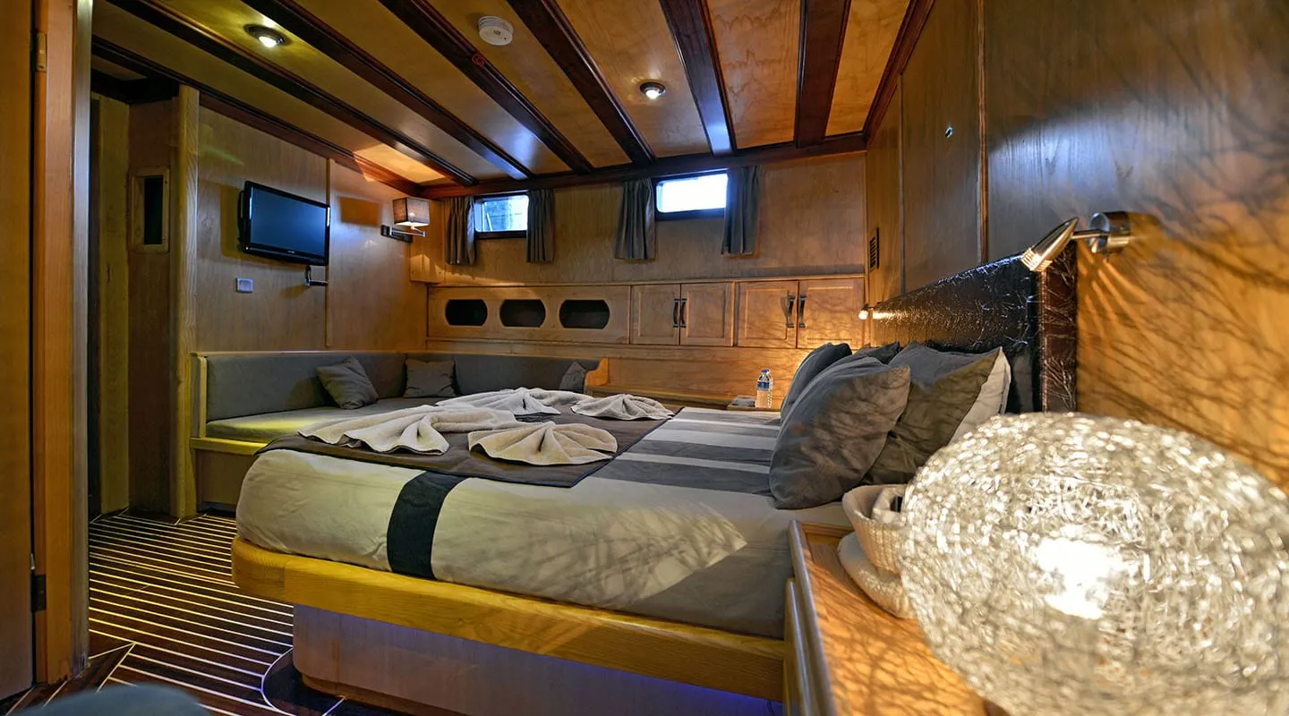 DERIN DENIZ Double cabin