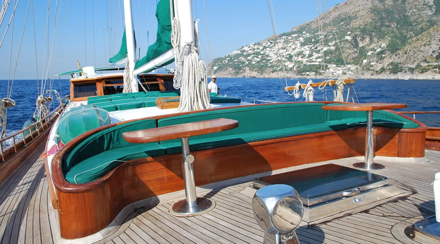 DERIYA DENIZ Sitting area on Bow deck