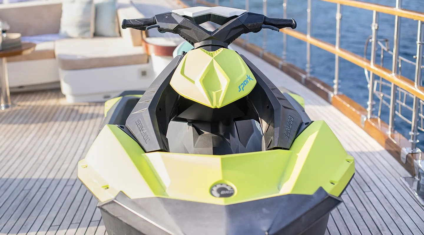 DRAGON FLY Jet ski