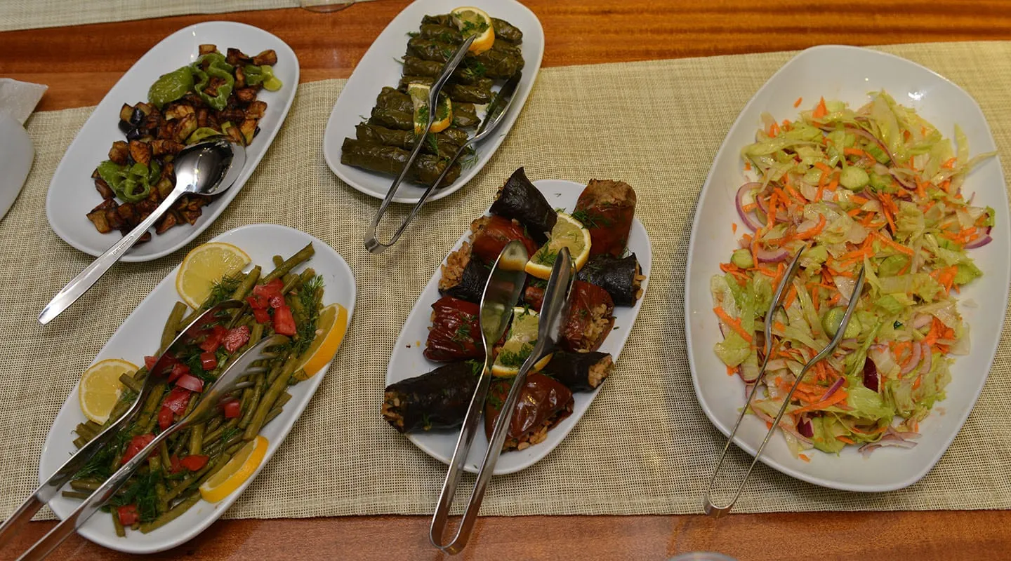 DERIN DENIZ Food service