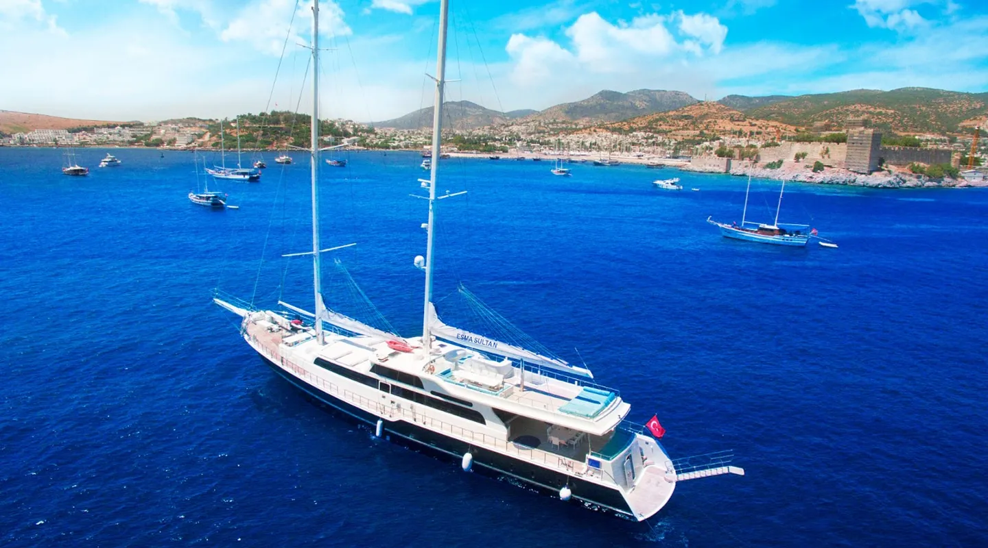 ESMA SULTAN Anchored