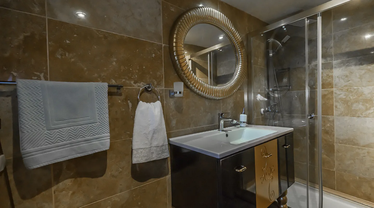 ESMA SULTAN Bathroom
