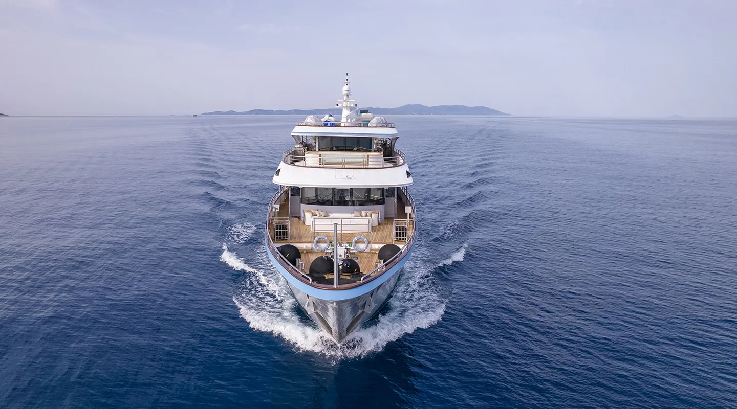 FREEDOM Cruising
