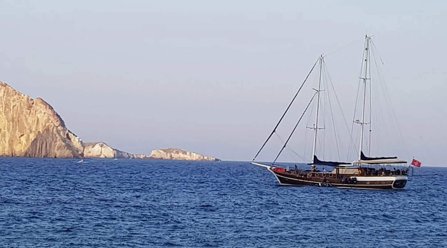 GELIDONYA II Cruising