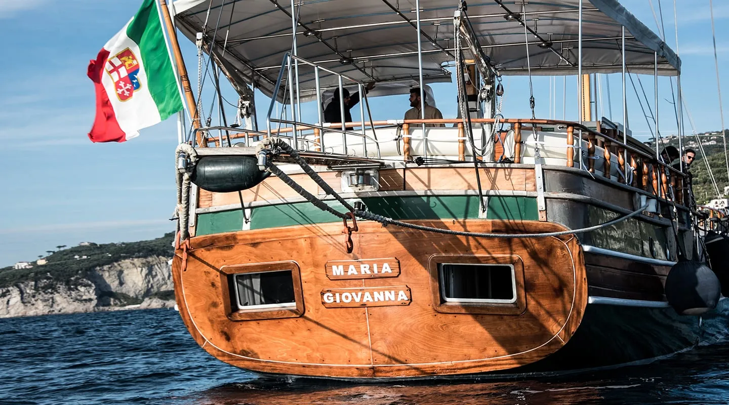 MARIA GIOVANNA Back view