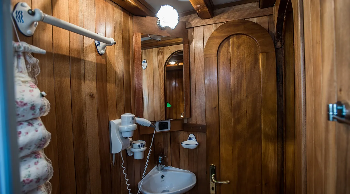 MARIA GIOVANNA Bathroom