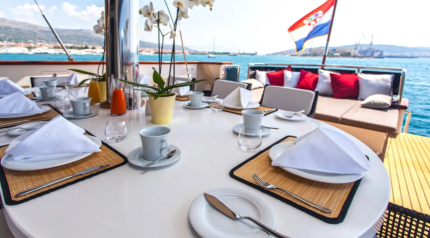 NAVILUX Dining area on Aft deck