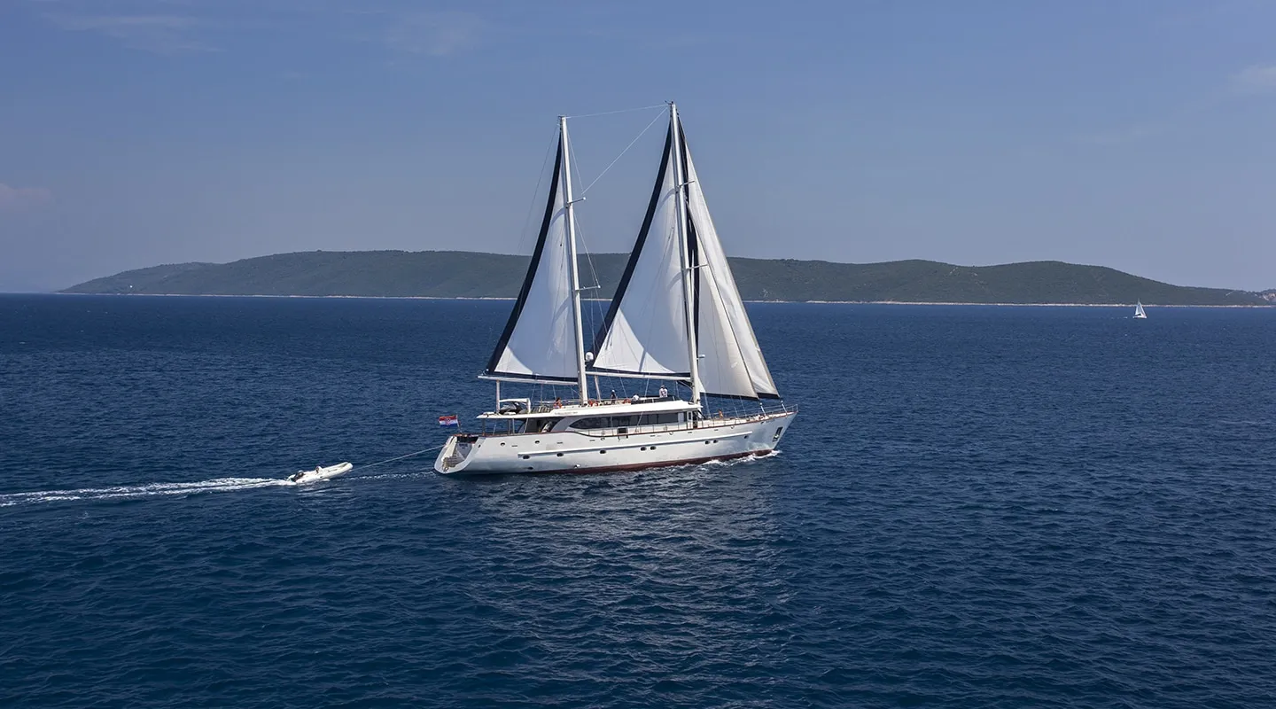 NAVILUX Sailing