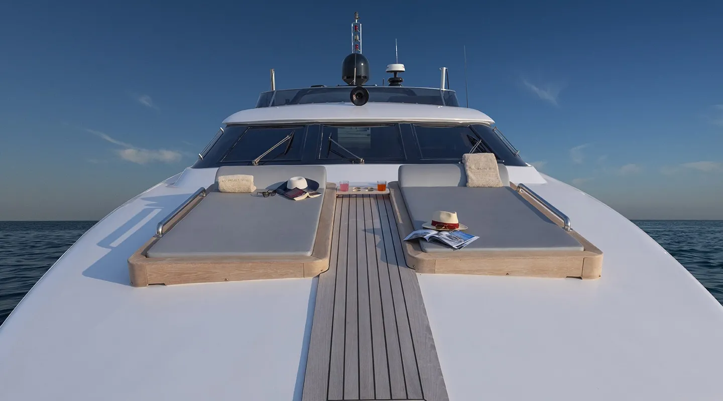 PROJECT STEEL Sun deck