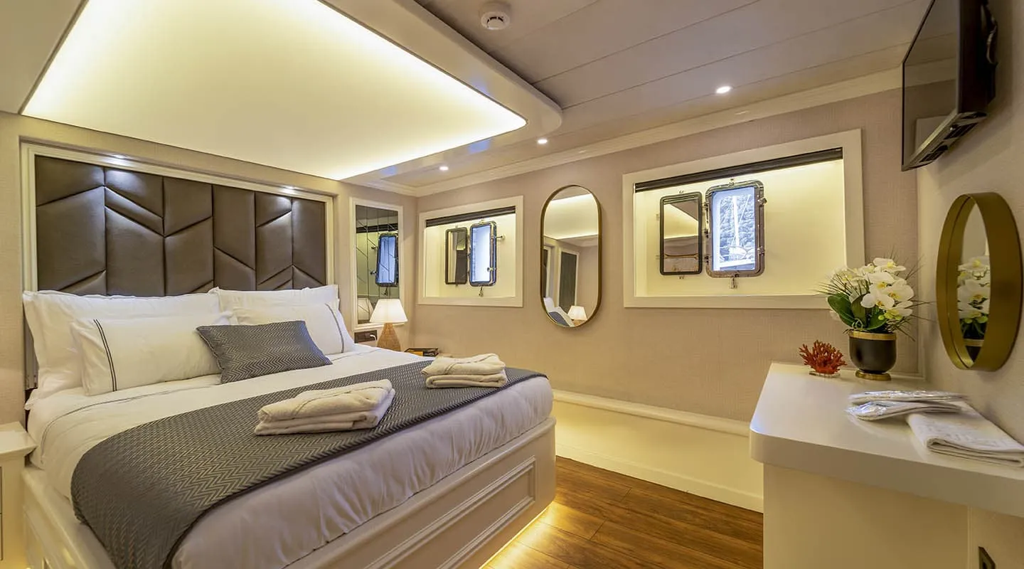 QUEEN OF MAKRI Double cabin