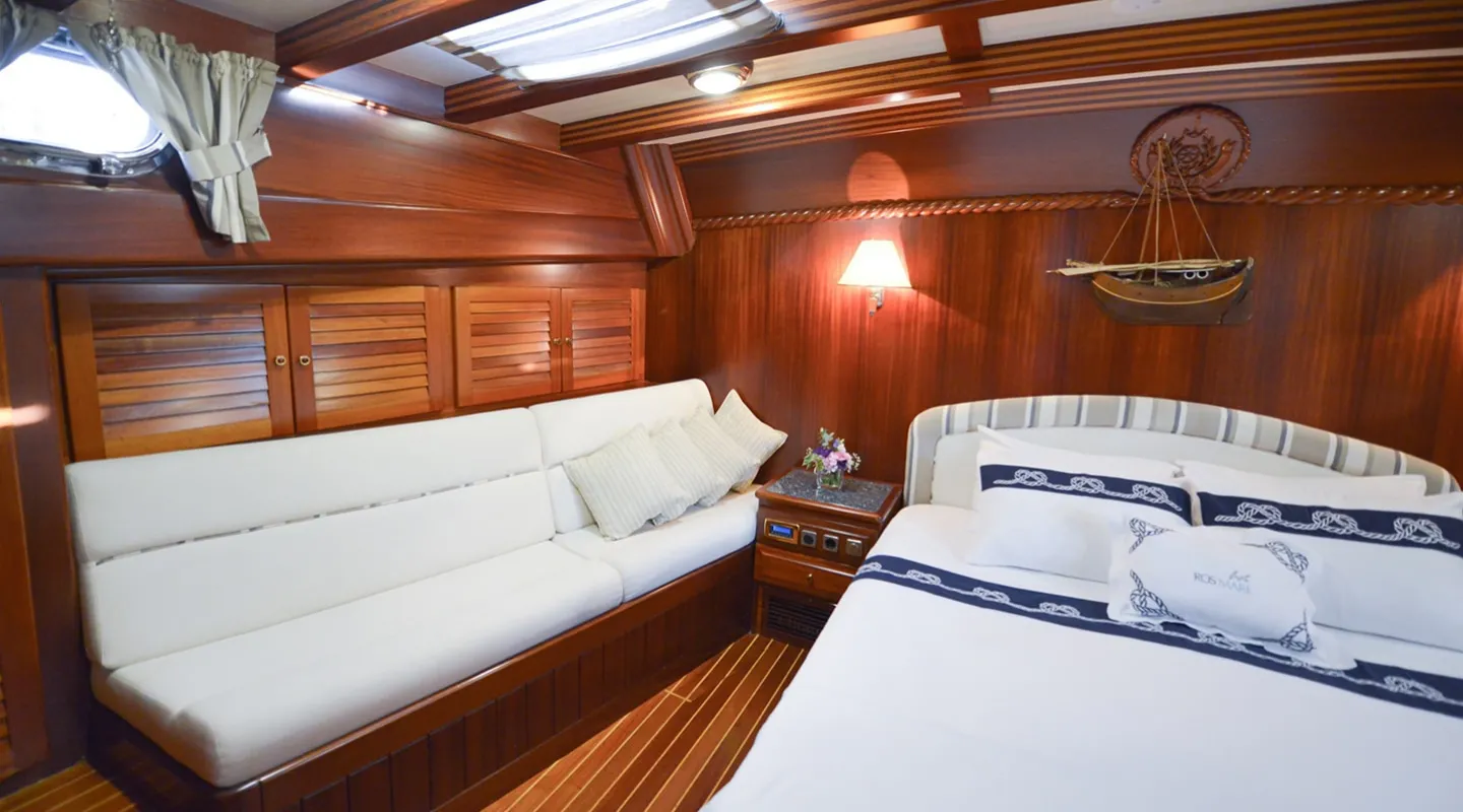 ROS MARE Master cabin