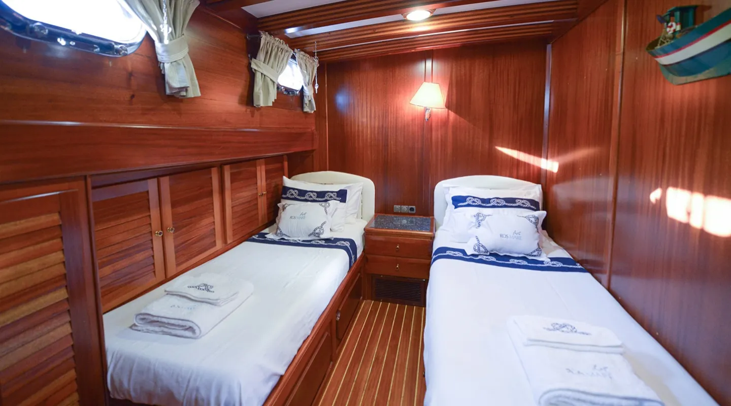 ROS MARE Twin cabin