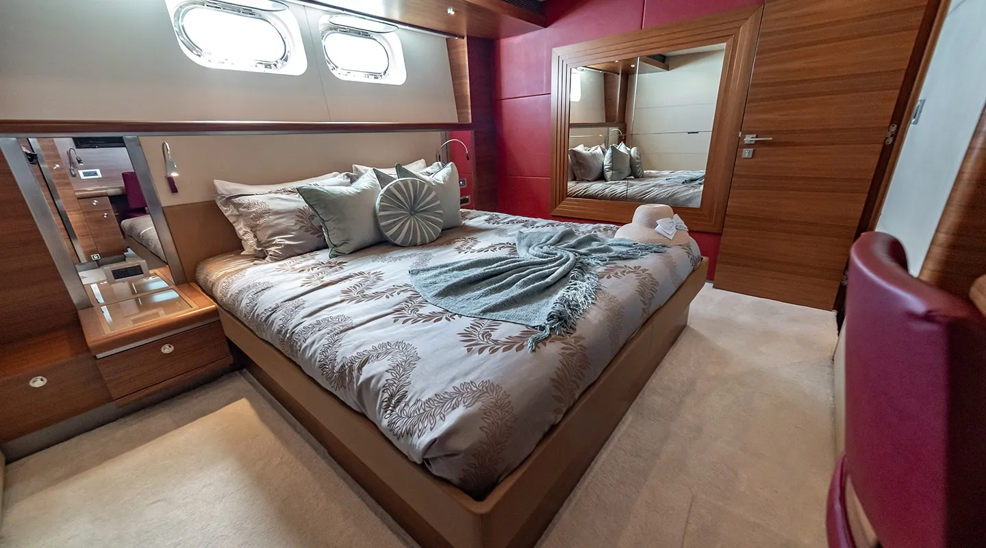 SEA AXIS Double cabin