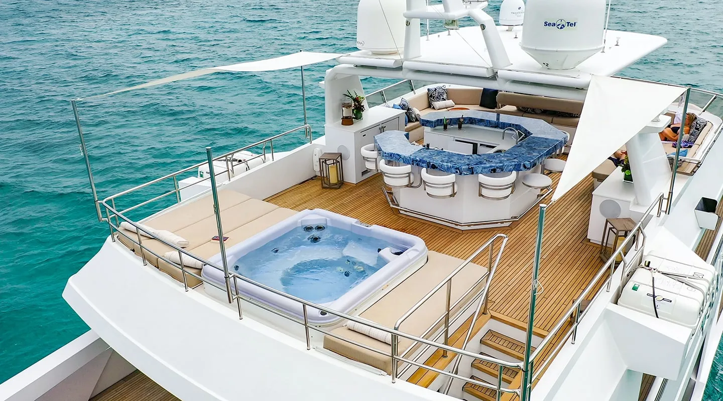 SEA AXIS Flybridge